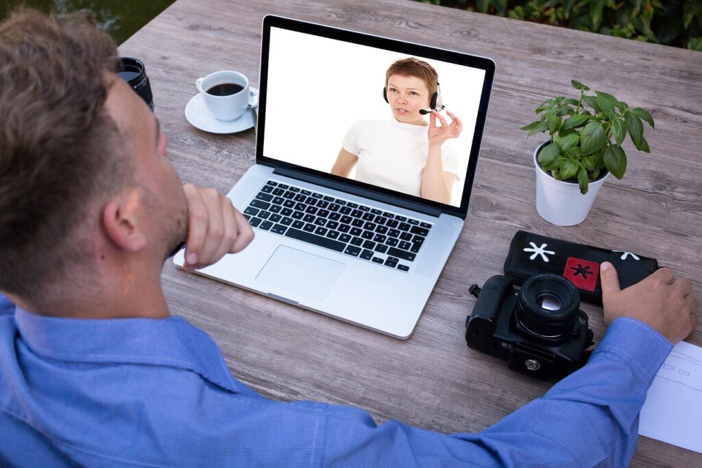 comunicazione con i clienti